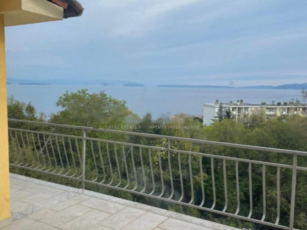 Haus in Opatija, Kroatien, 420 m² - Foto 1