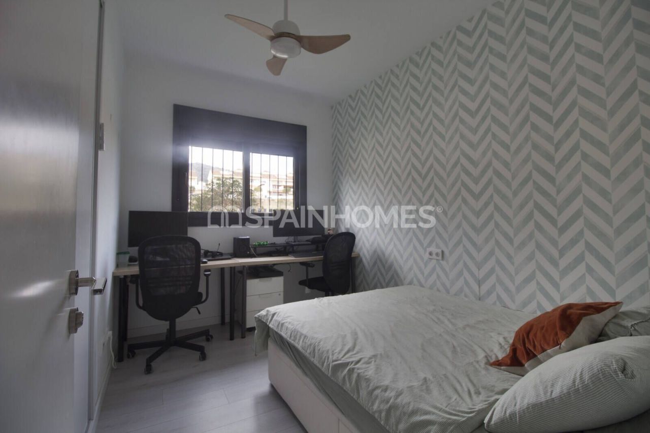 Apartment in Benalmadena, Spain, 80 m² - picture 11