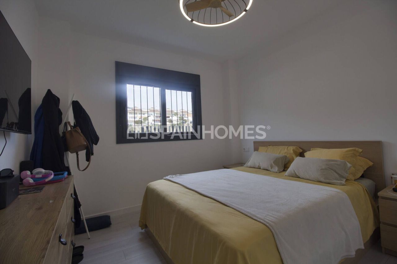 Apartment in Benalmadena, Spain, 80 m² - picture 14