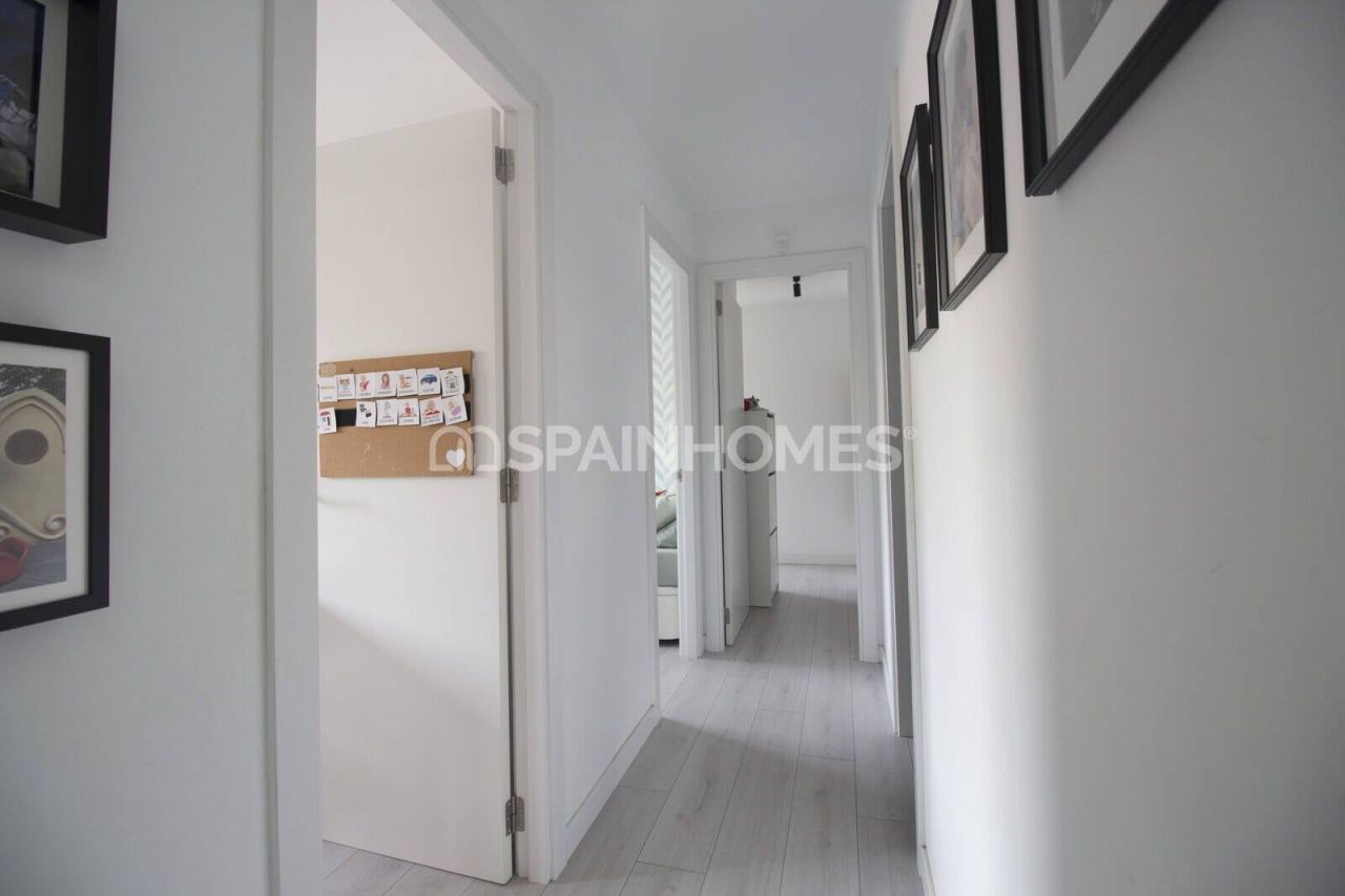 Apartment in Benalmadena, Spain, 80 m² - picture 18