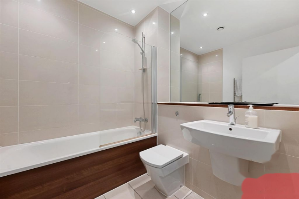 Wohnung in London, Großbritannien, 81 m² - Foto 2