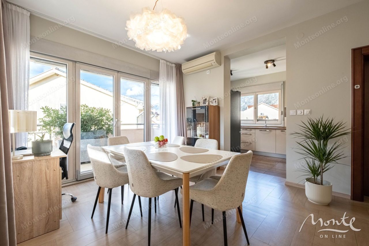 Appartement à Dobrota, Monténégro, 114 m² - image 3