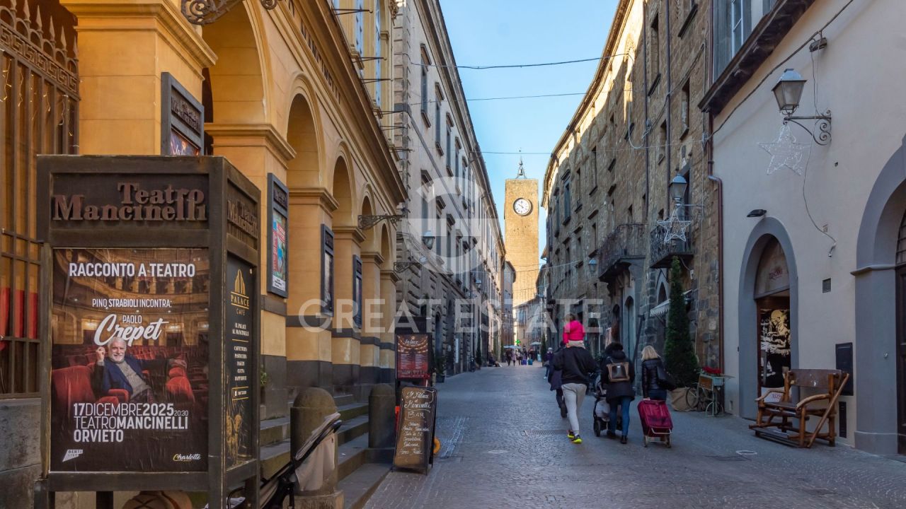 Apartment in Orvieto, Italy, 146.6 m² - picture 2