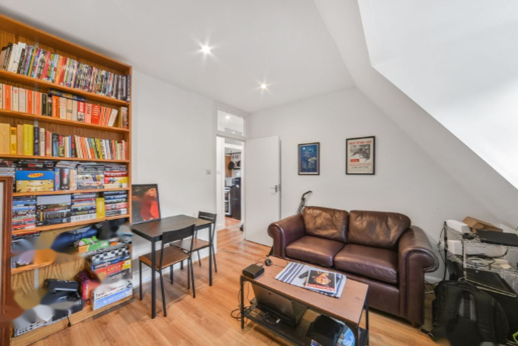 Flat in London, United Kingdom, 43 m² - picture 9