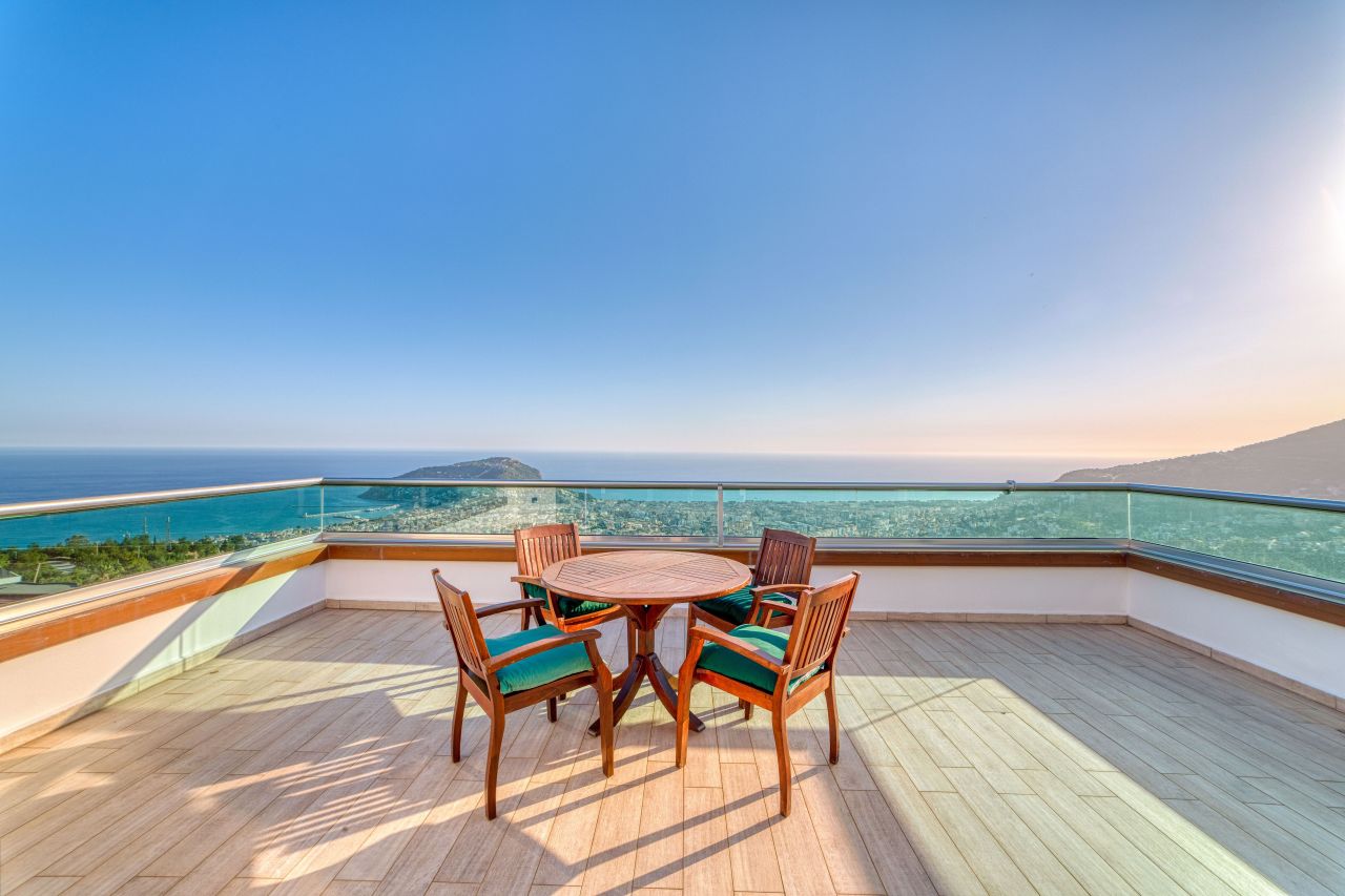 Villa a Alanya, Turchia, 300 m² - foto 1