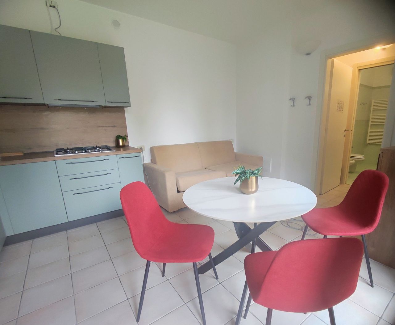 Flat in Porlezza, Italy, 53 m² - picture 9