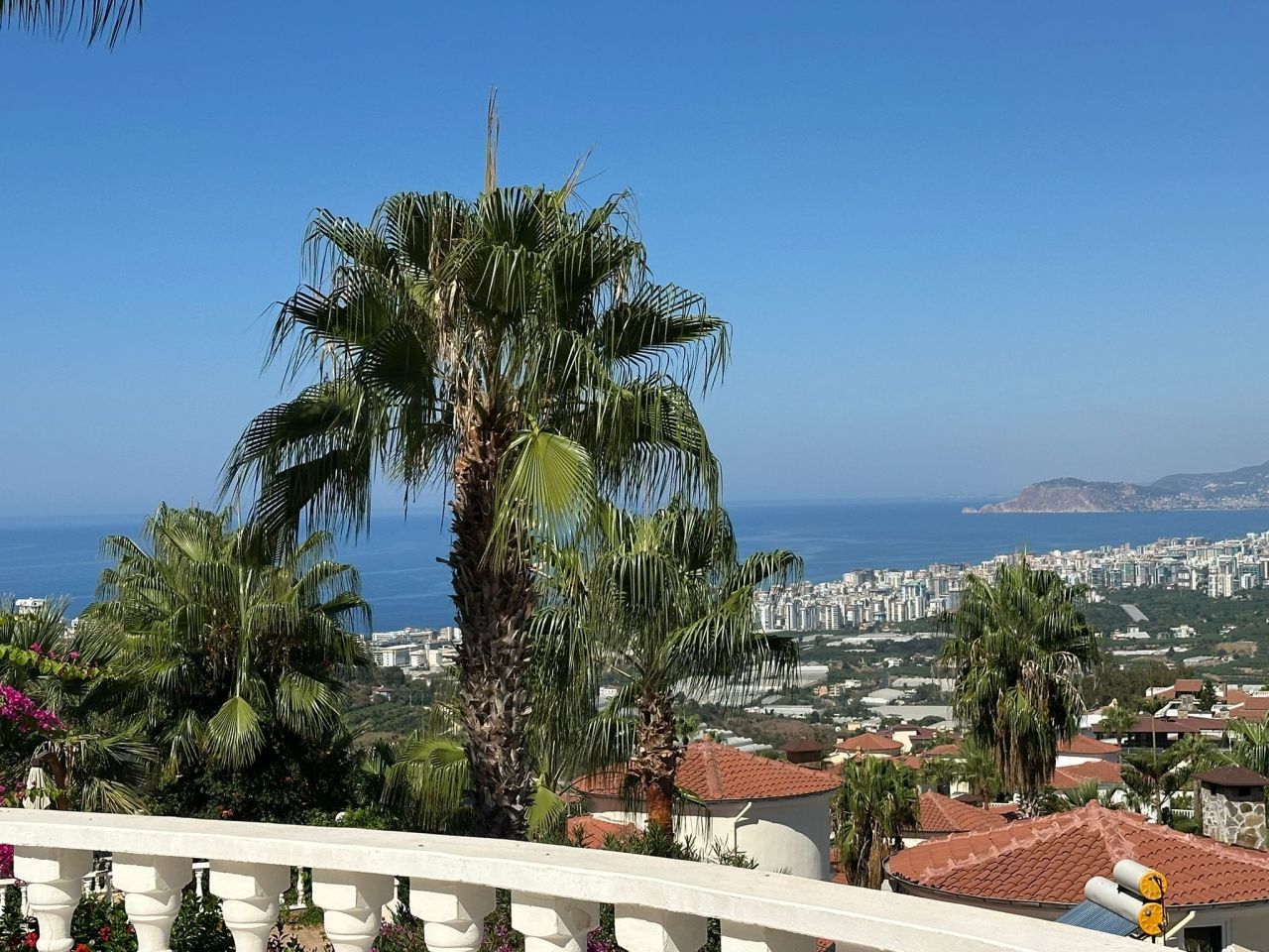 Villa in Alanya, Turkey, 200 m² - picture 2