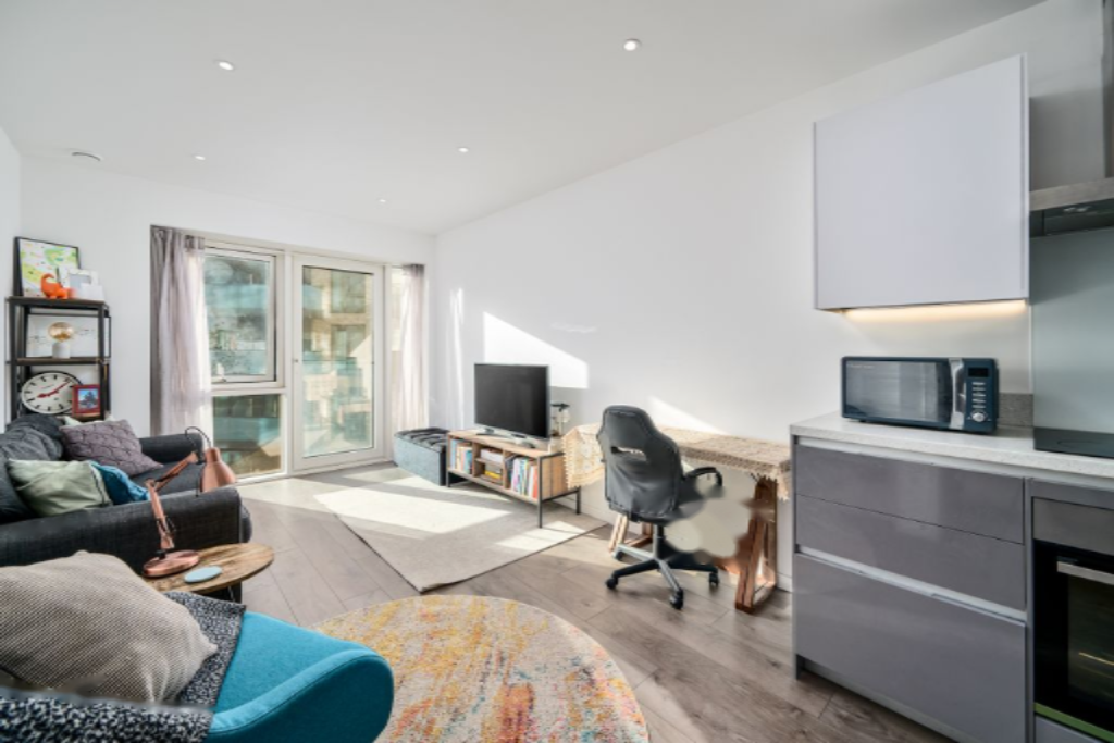 Flat in London, United Kingdom, 48 m² - picture 10