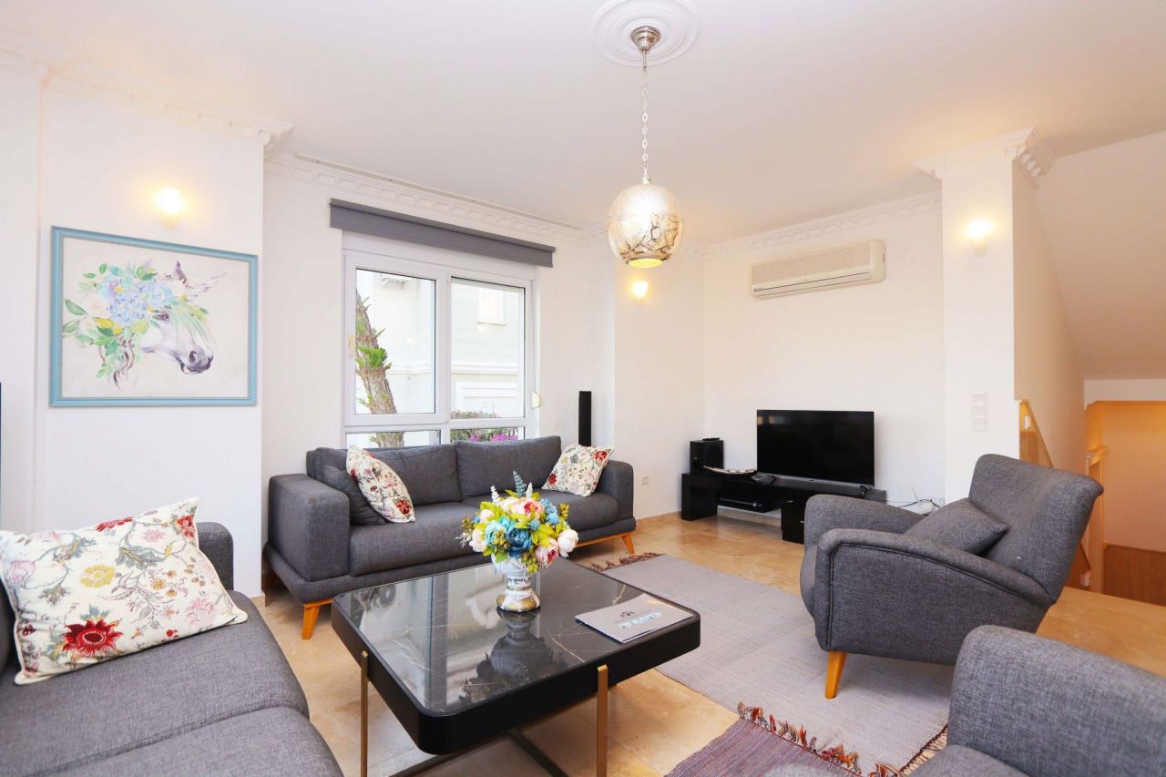 Villa in Alanya, Turkey, 305 m² - picture 4