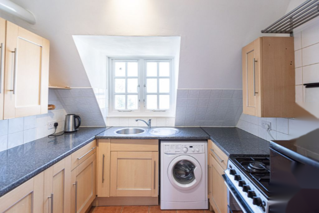 Flat in London, United Kingdom, 43 m² - picture 11