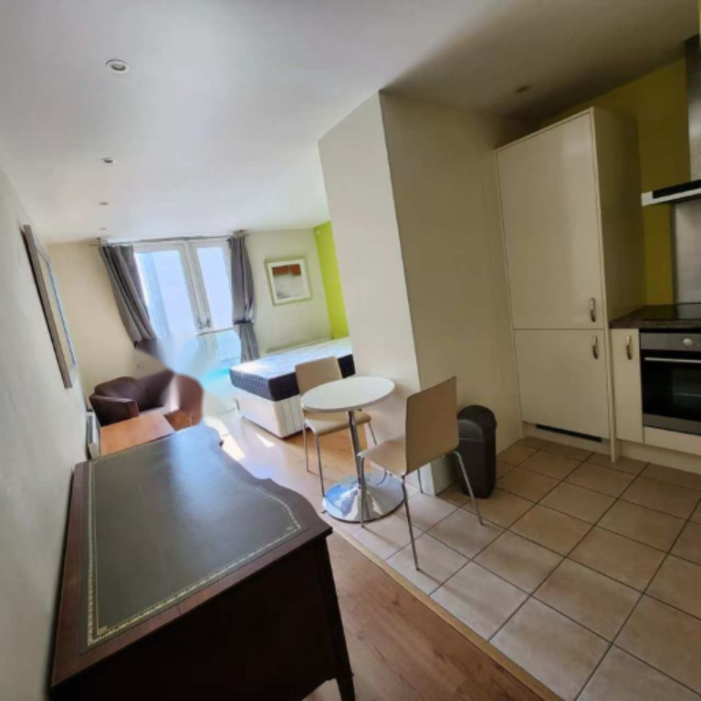 Flat in London, United Kingdom, 36 m² - picture 7