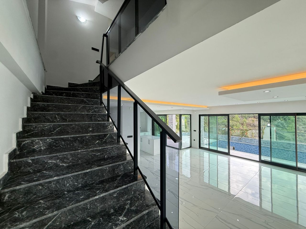 Villa in Alanya, Turkey, 330 m² - picture 12