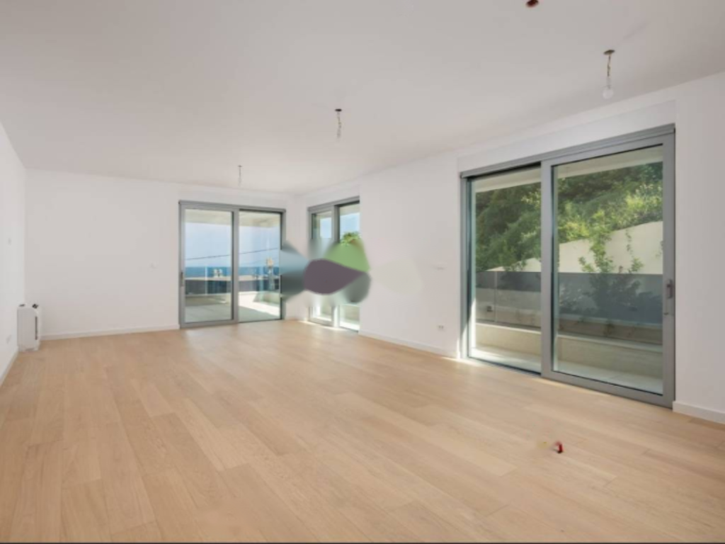 Flat in Opatija, Croatia, 99 m² - picture 12