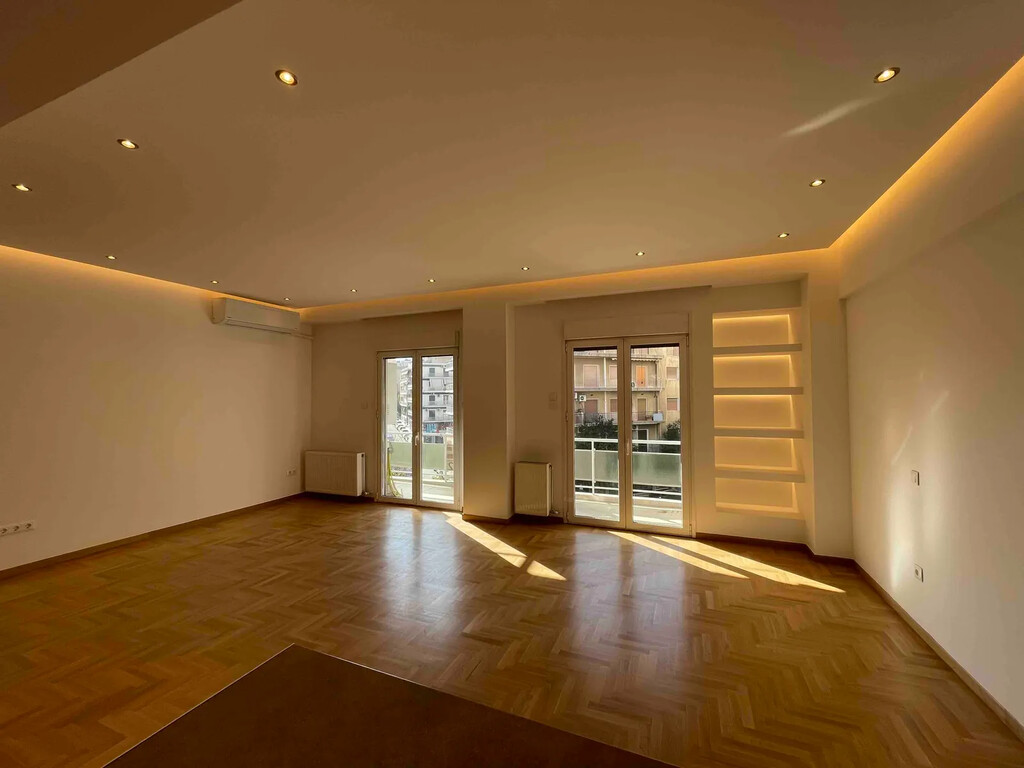 Piso en Atenas, Grecia, 102 m² - imagen 1