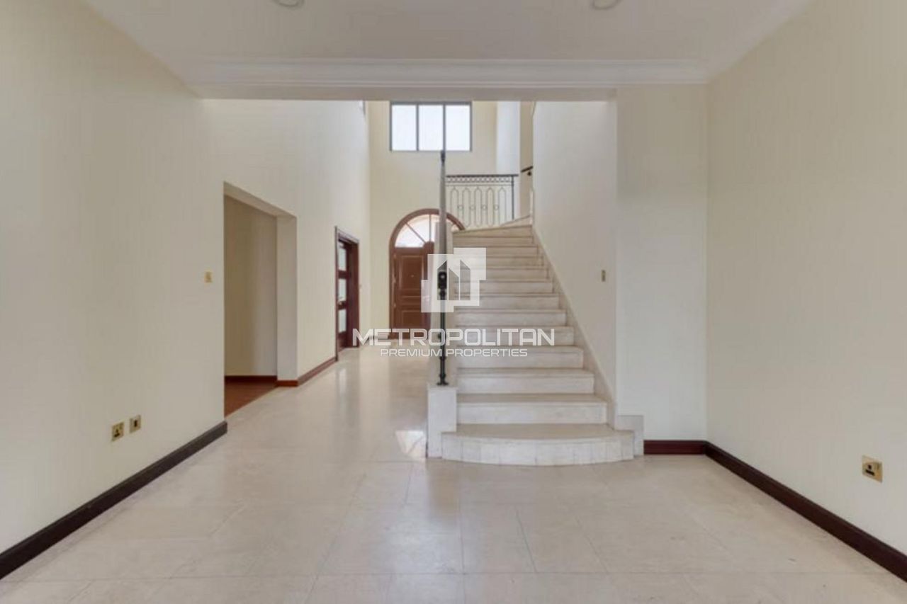 Villa in Dubai, UAE, 622 m² - picture 4