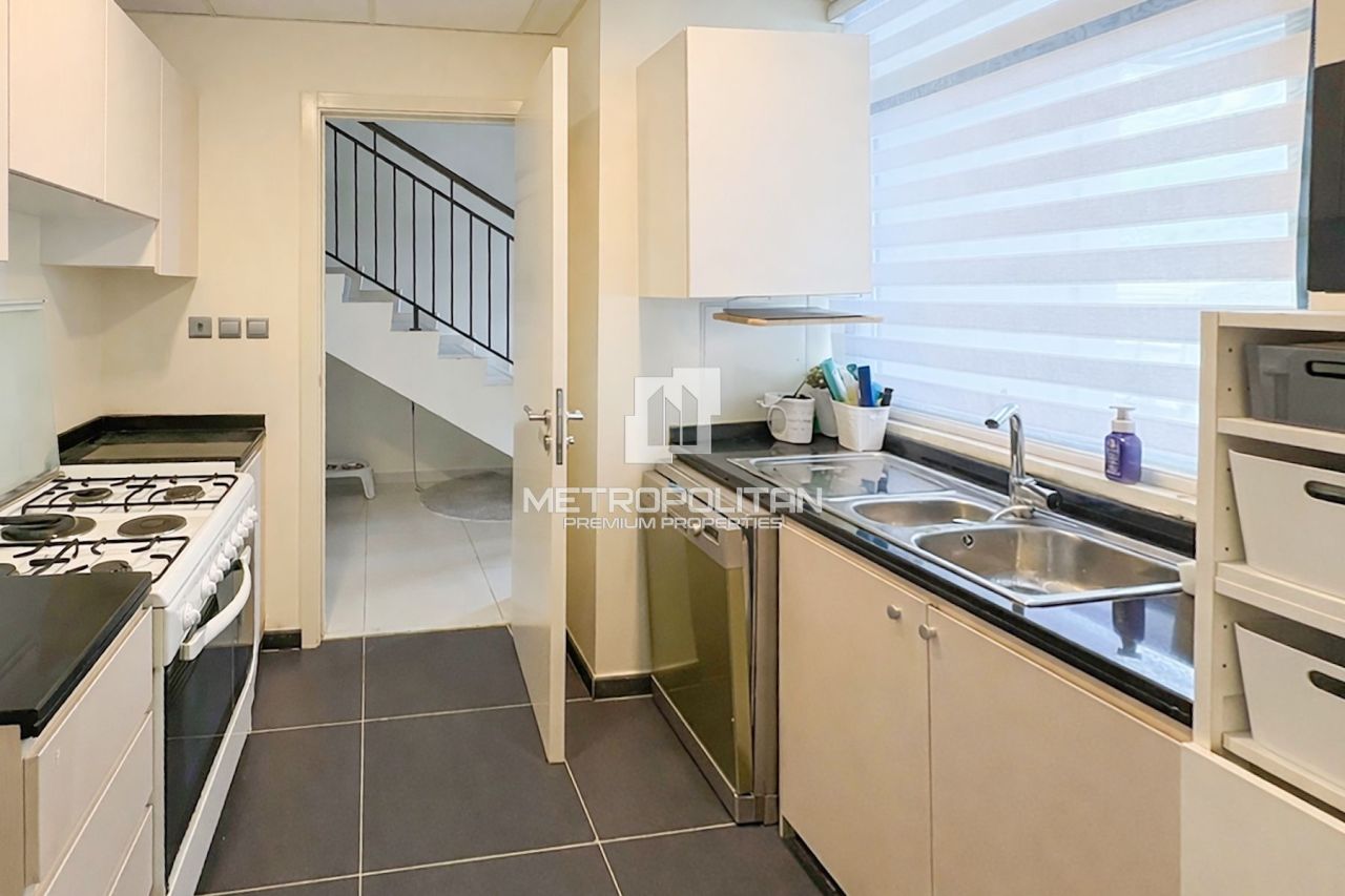 Maison urbaine à Dubaï, EAU, 234 m² - image 4