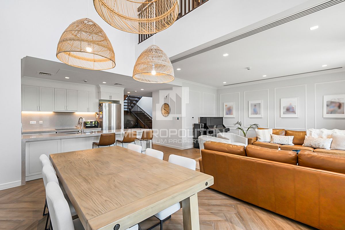 Villa in Dubai, UAE, 344 m² - picture 6