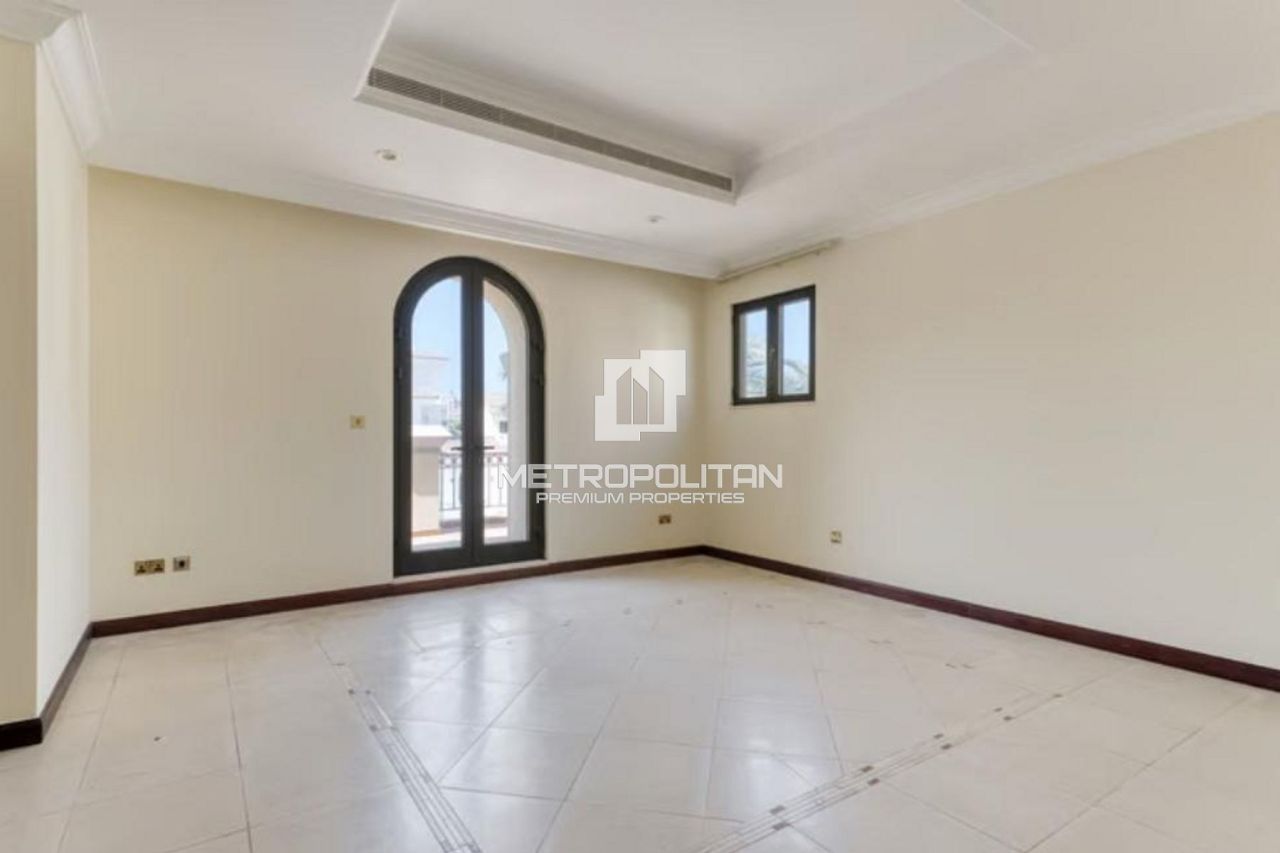 Villa in Dubai, UAE, 622 m² - picture 6