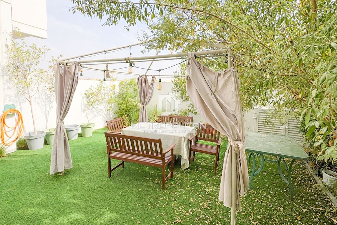 Maison urbaine à Dubaï, EAU, 234 m² - image 7