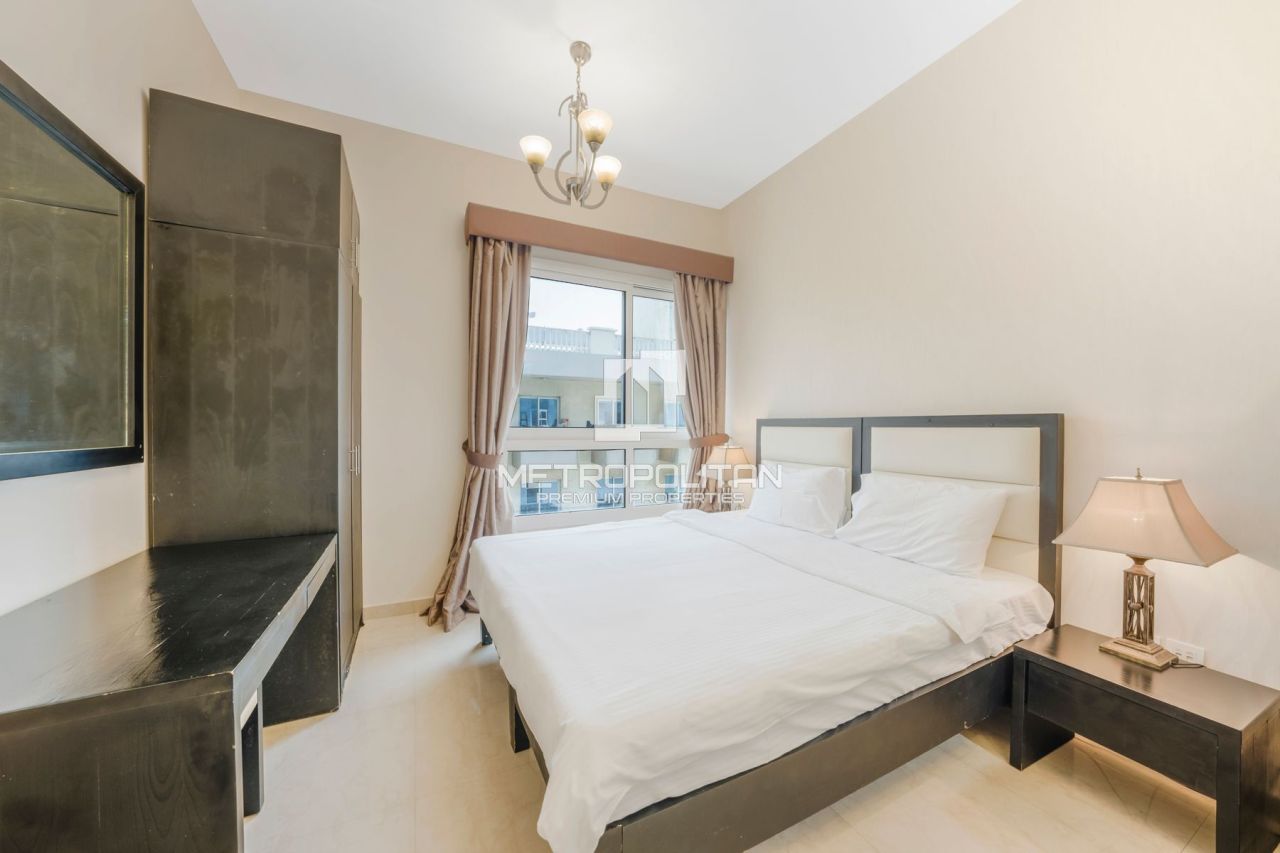 Apartment in Dubai, UAE, 32 m² - picture 9