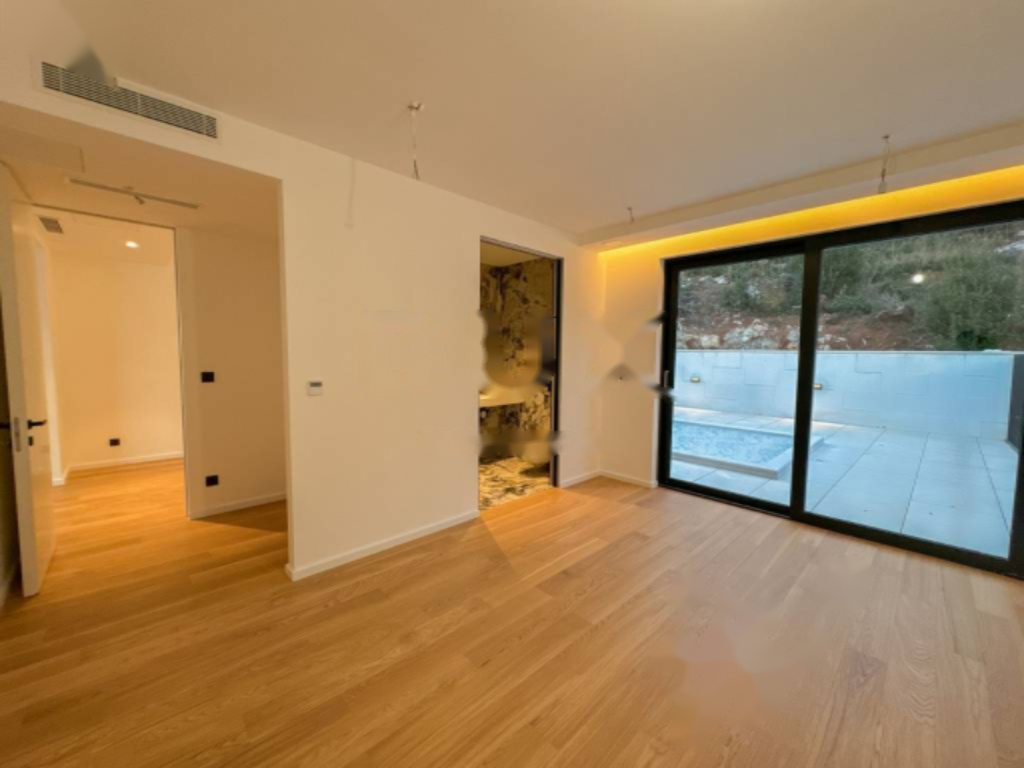 Flat in Opatija, Croatia, 217 m² - picture 14