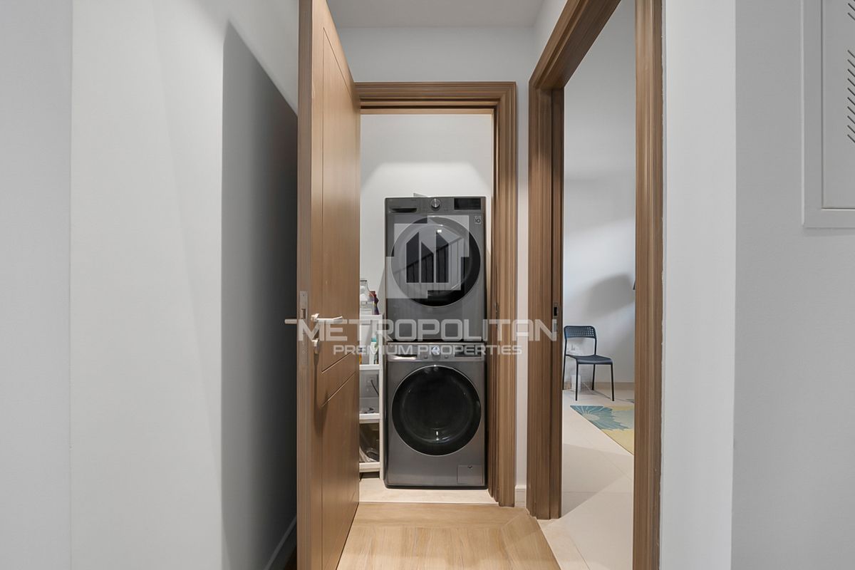 Villa in Dubai, UAE, 344 m² - picture 10