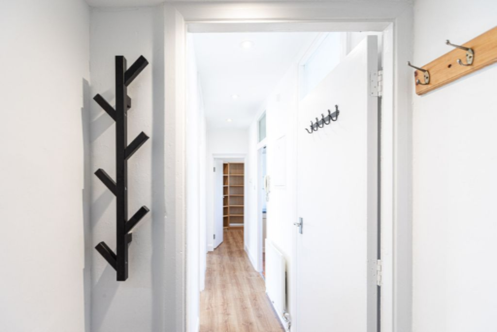 Flat in London, United Kingdom, 43 m² - picture 14