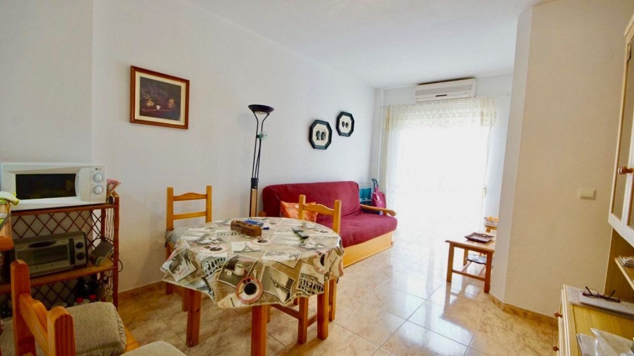 Appartamento a Torrevieja, Spagna, 55 m² - foto 2