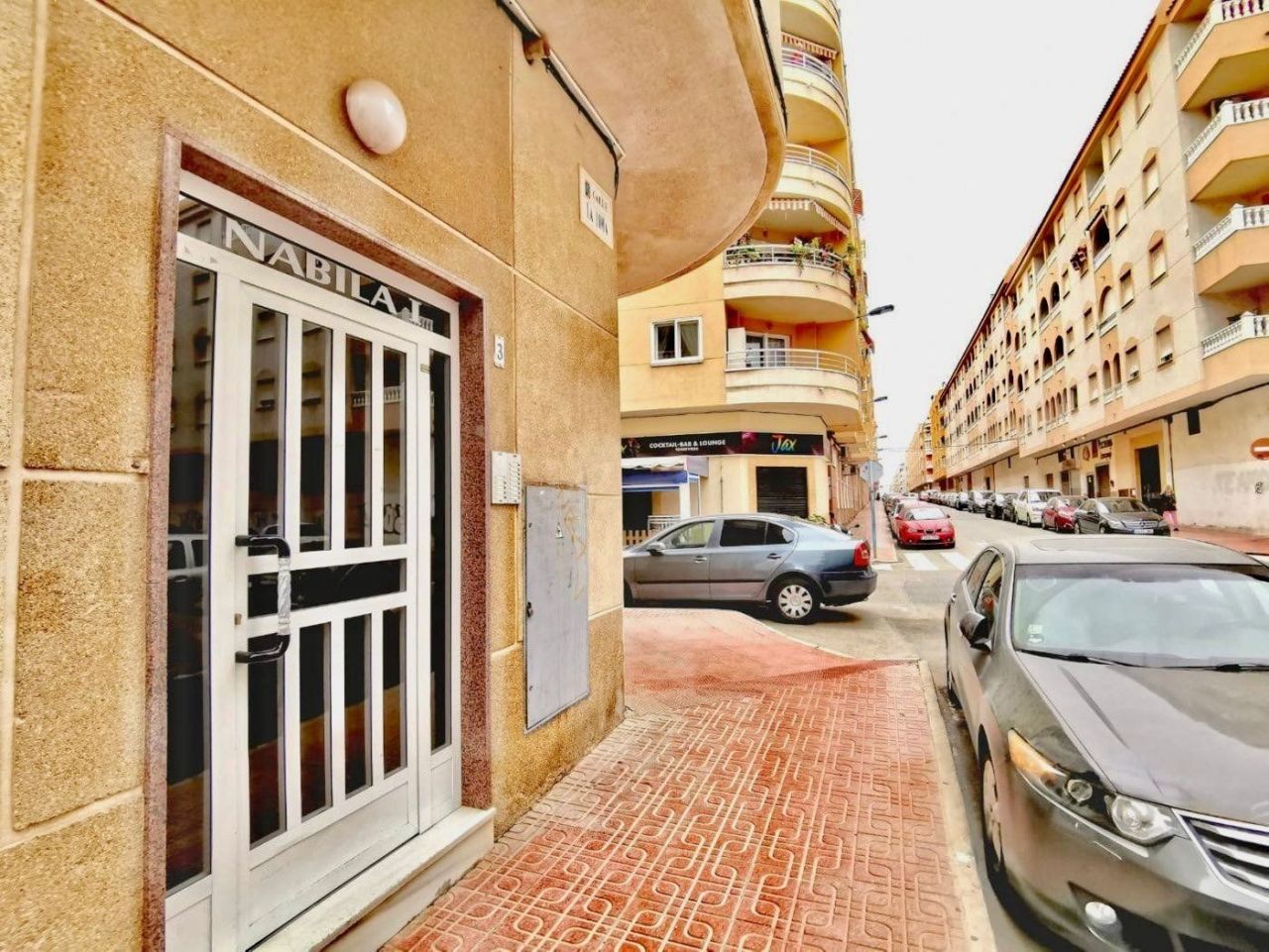 Appartamento a Torrevieja, Spagna, 55 m² - foto 17