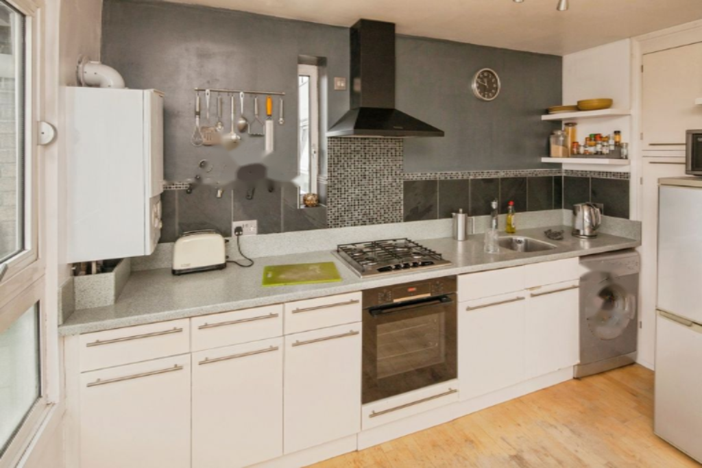 Flat in London, United Kingdom, 58 m² - picture 14