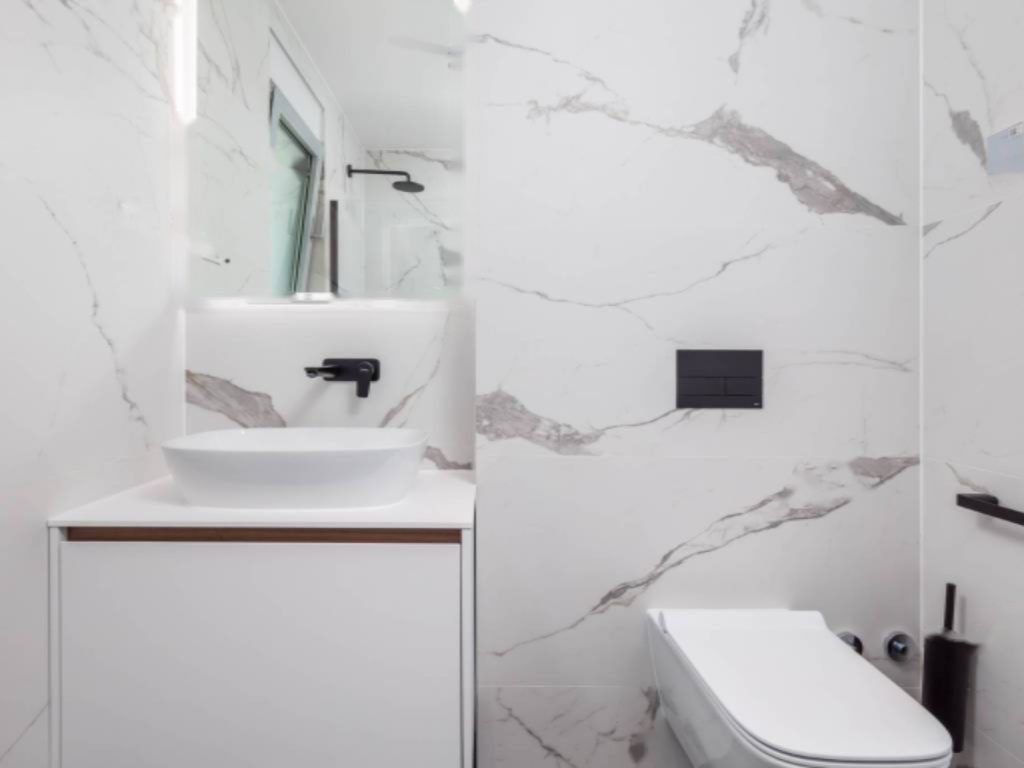 Piso en Opatija, Croacia, 261 m² - imagen 15