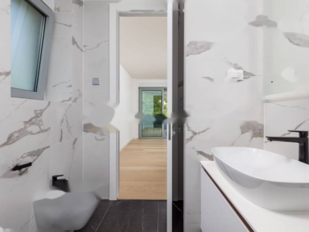 Flat in Opatija, Croatia, 247 m² - picture 15