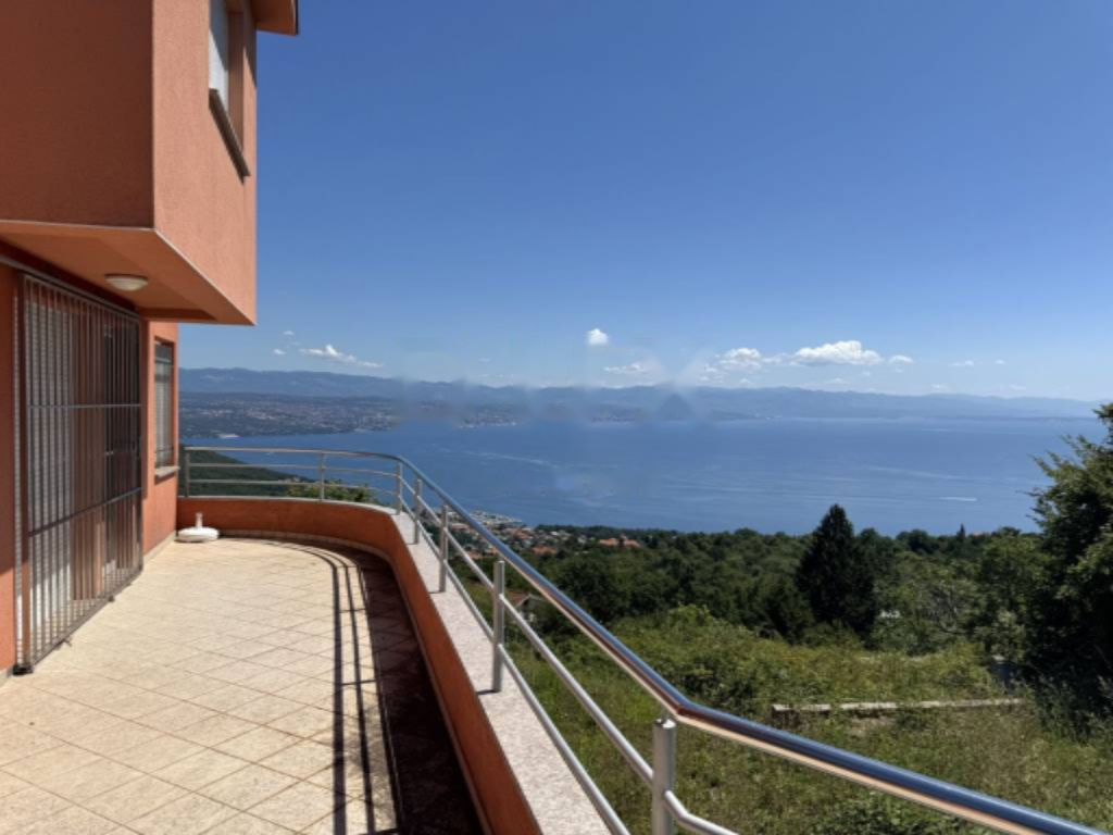 Flat in Opatija, Croatia, 98 m² - picture 15