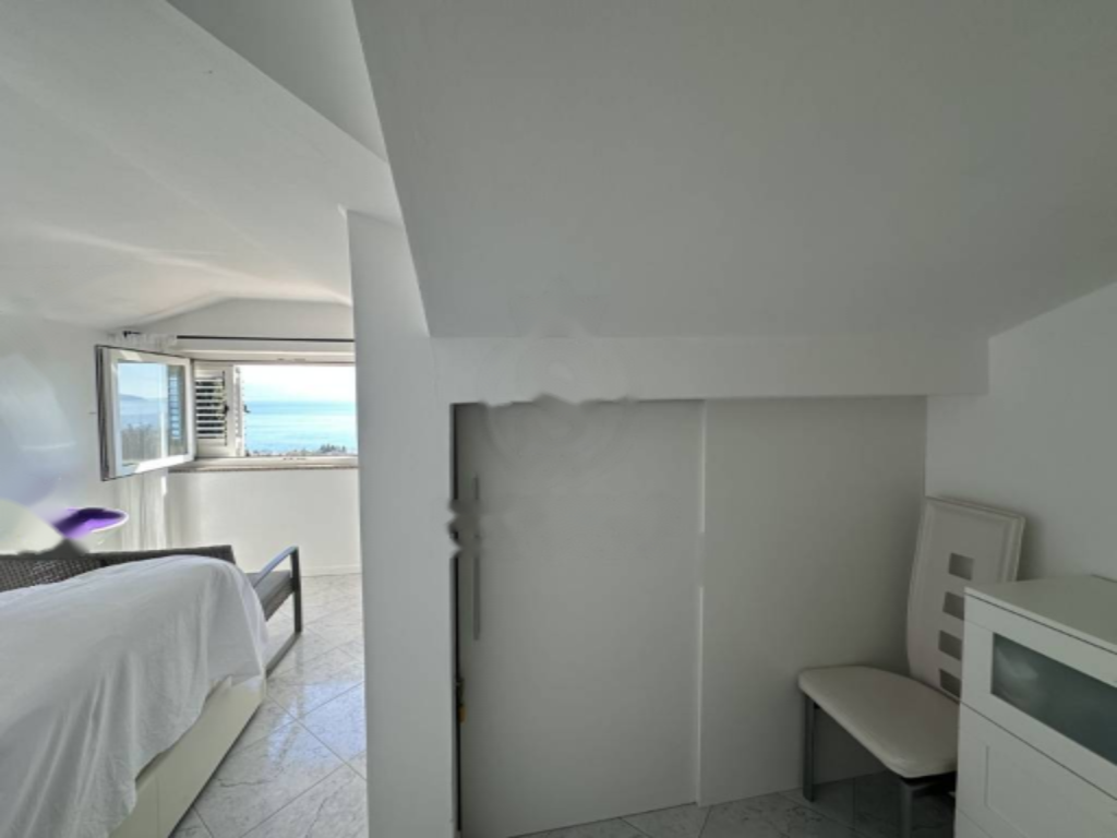 Flat in Opatija, Croatia, 86 m² - picture 15