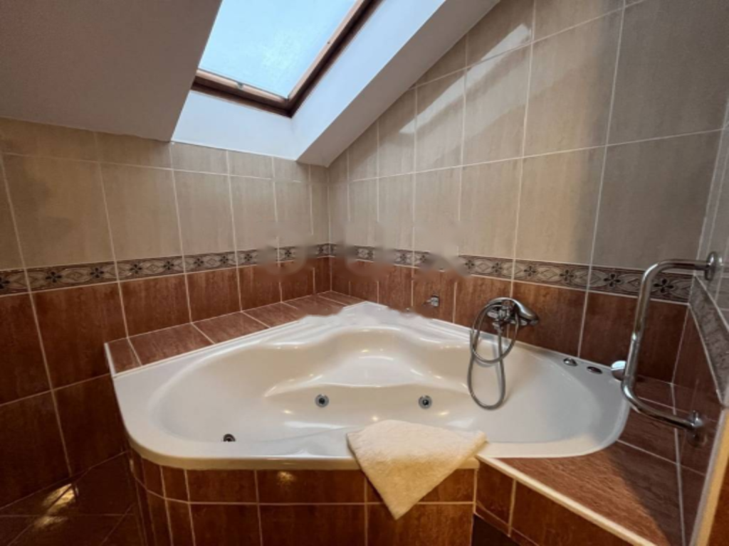 Flat in Opatija, Croatia, 108 m² - picture 16