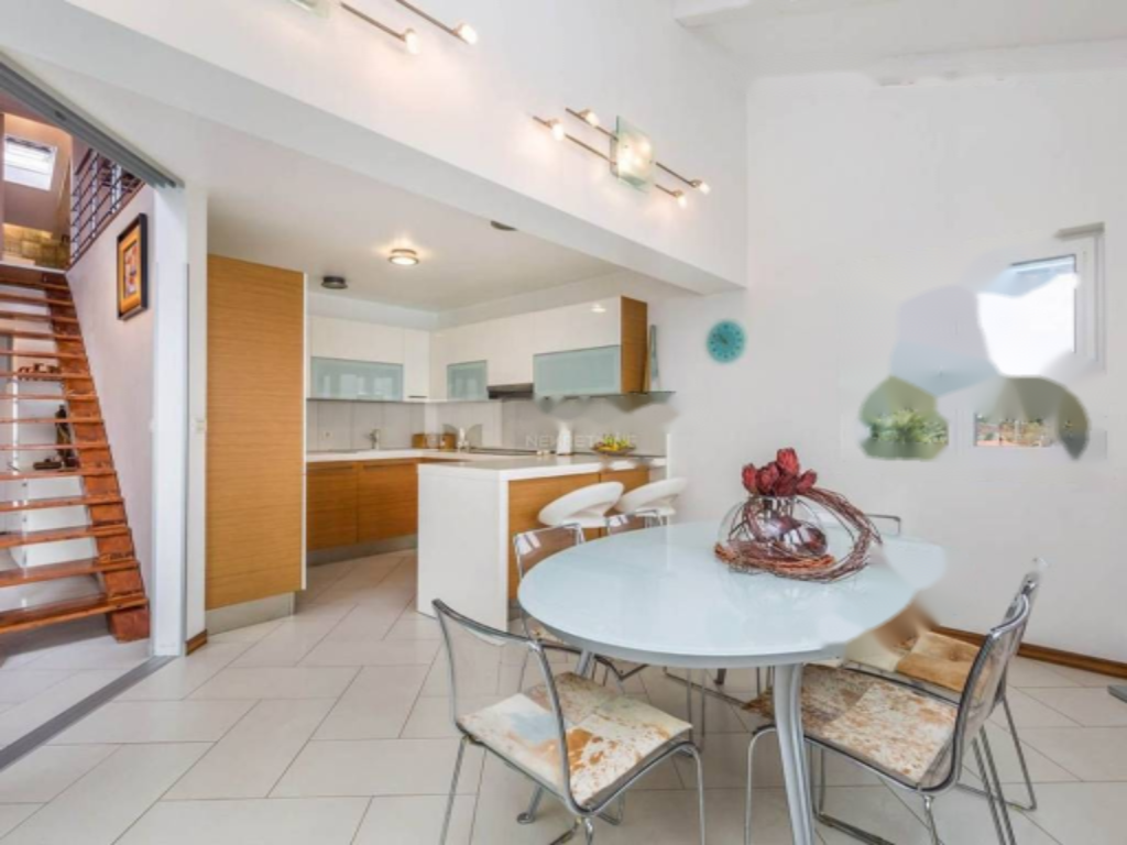 Flat in Opatija, Croatia, 222 m² - picture 16