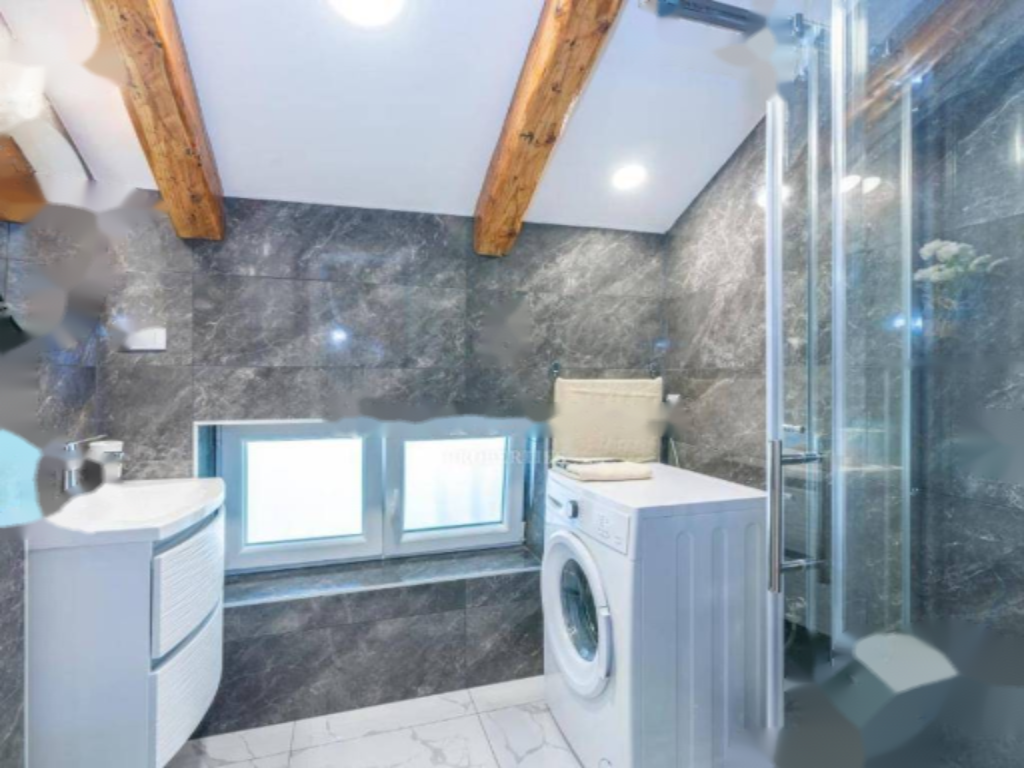 Flat in Opatija, Croatia, 122 m² - picture 16