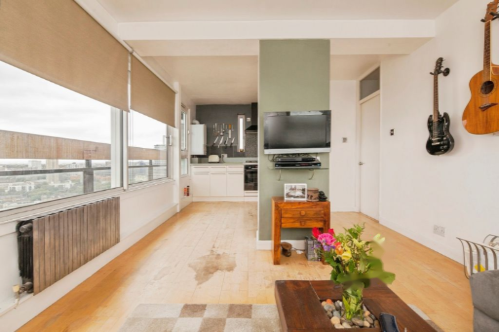 Flat in London, United Kingdom, 58 m² - picture 16