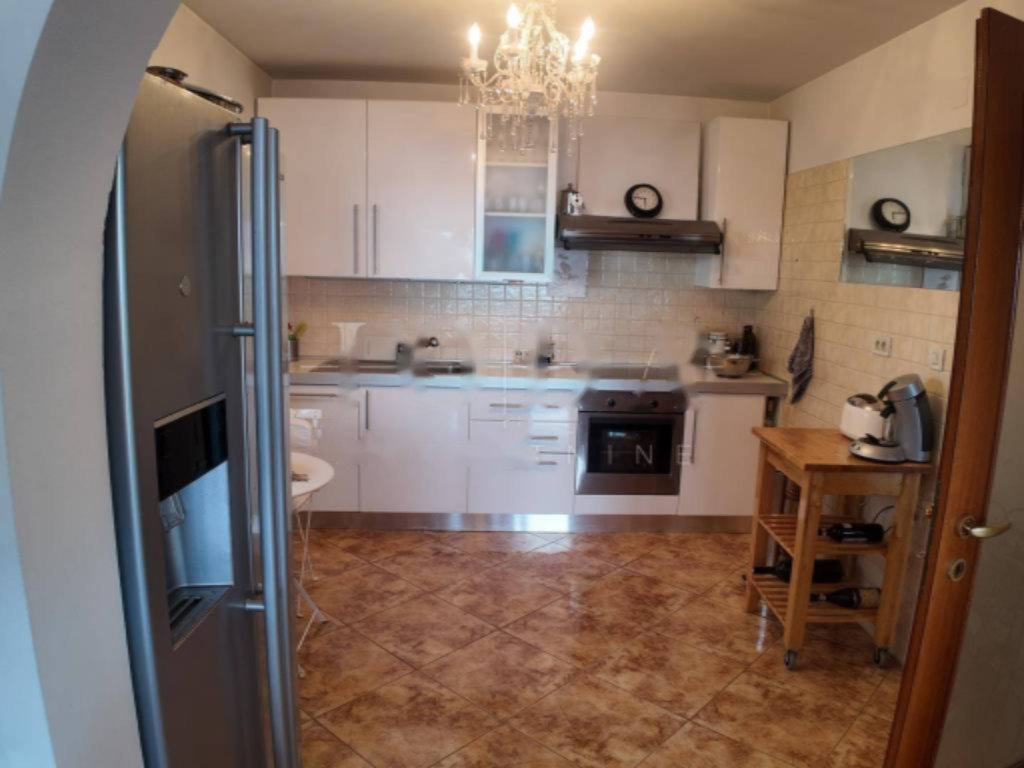 Flat in Opatija, Croatia, 281 m² - picture 17