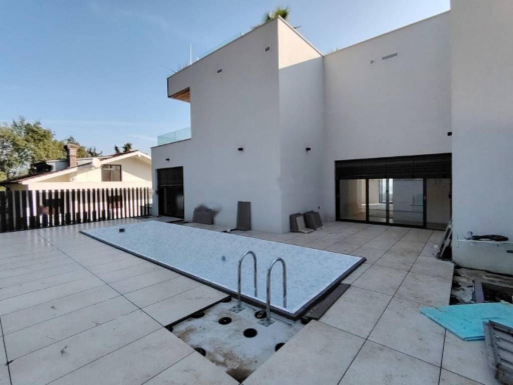 Flat in Opatija, Croatia, 217 m² - picture 17