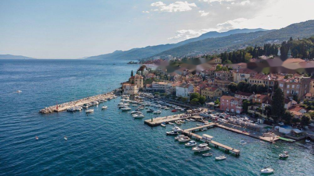 Flat in Opatija, Croatia, 121 m² - picture 17