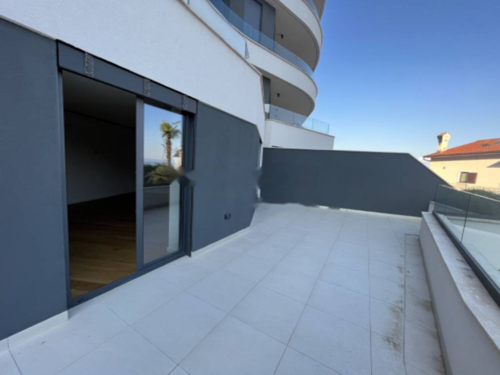 Flat in Opatija, Croatia, 117 m² - picture 17