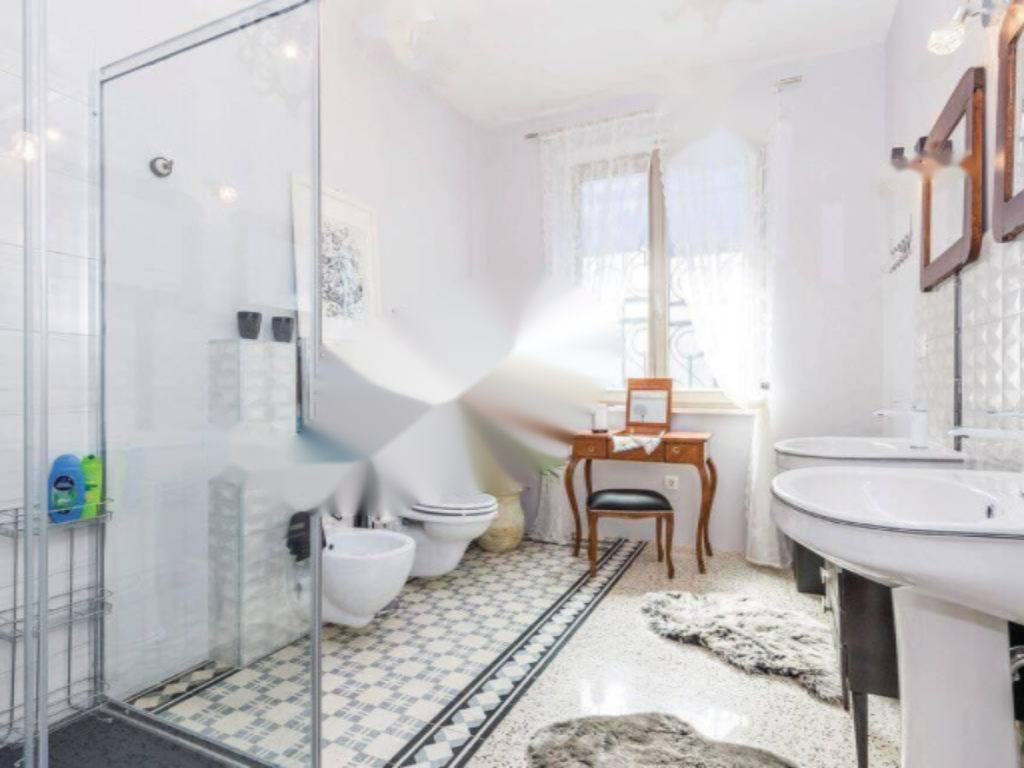 Casa en Opatija, Croacia, 260 m² - imagen 18