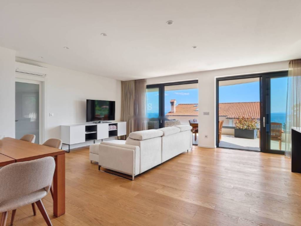 Flat in Opatija, Croatia, 158 m² - picture 18