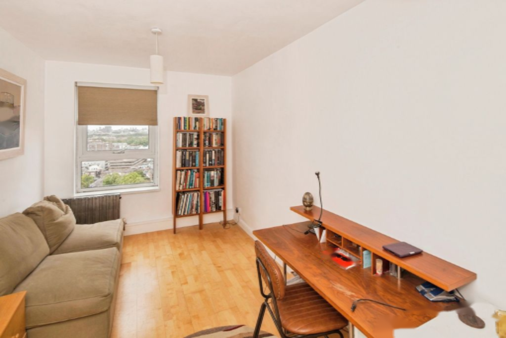 Flat in London, United Kingdom, 58 m² - picture 18