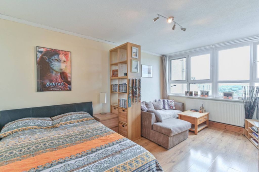 Flat in London, United Kingdom, 77 m² - picture 18