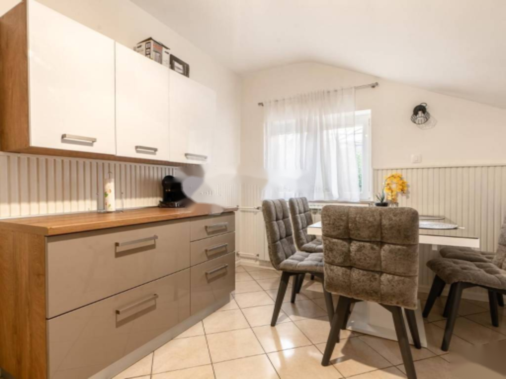 Flat in Opatija, Croatia, 145 m² - picture 18