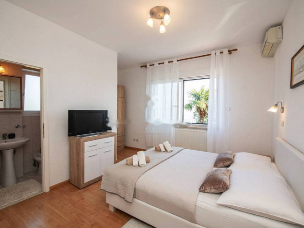 Flat in Opatija, Croatia, 140 m² - picture 19