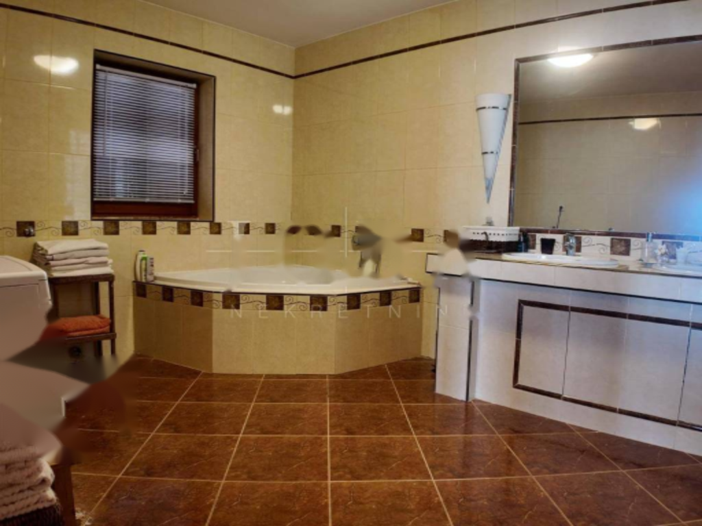 Flat in Opatija, Croatia, 281 m² - picture 19