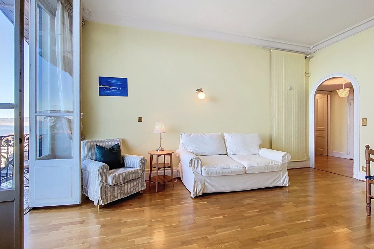 Apartment in Evian-les-Bains, France, 70 m² - picture 6